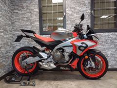 APRILIA TUONO 660