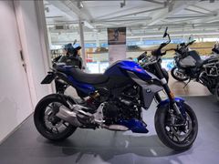 BMW F 900 R