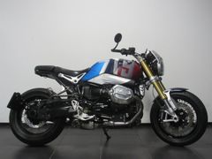 BMW R NINE T