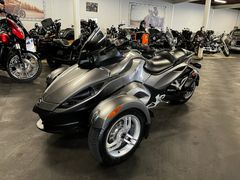 CAN-AM SPYDER RS