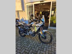 CFMOTO 450 MT