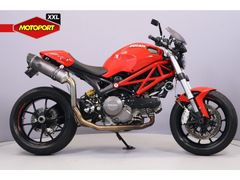 DUCATI 796 MONSTER