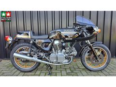 DUCATI 900 SS