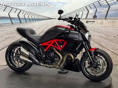 DUCATI DIAVEL CARBON