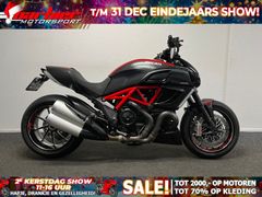 DUCATI DIAVEL CARBON