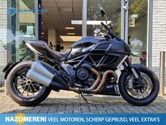 DUCATI DIAVEL DARK