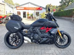 DUCATI DIAVEL DARK