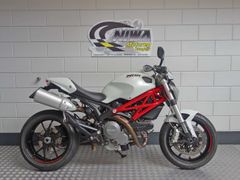 DUCATI M 796