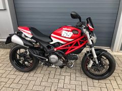 DUCATI M 796