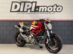 DUCATI MONSTER 696