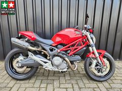 DUCATI MONSTER 696