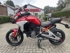 DUCATI MULTISTRADA V4 S