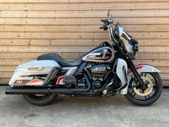 HARLEY-DAVIDSON ELECTRA GLIDE ULTRA LIMITED FLHTK