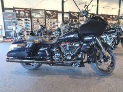 HARLEY-DAVIDSON ROAD GLIDE SCREAMIN EAGLE CVO FLTRXSE