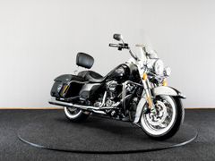HARLEY-DAVIDSON ROAD KING CLASSIC FLHRC
