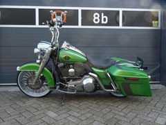 HARLEY-DAVIDSON ROAD KING CLASSIC FLHRCI