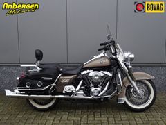 HARLEY-DAVIDSON ROAD KING CLASSIC FLHRCI