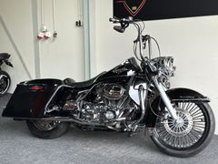 HARLEY-DAVIDSON ROAD KING CLASSIC FLHRCI