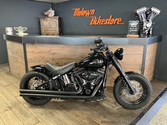 HARLEY-DAVIDSON SOFTAIL CUSTOM