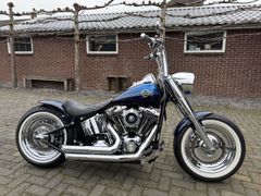 HARLEY-DAVIDSON SOFTAIL CUSTOM