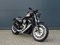 HARLEY-DAVIDSON SPORTSTER ROADSTER XL 883