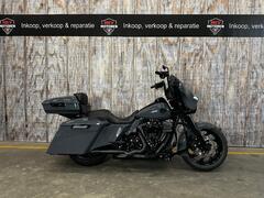 HARLEY-DAVIDSON STREET GLIDE FLHX