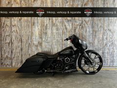 HARLEY-DAVIDSON STREET GLIDE FLHX