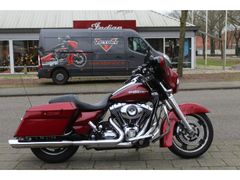 HARLEY-DAVIDSON STREET GLIDE FLHX