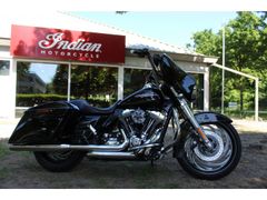 HARLEY-DAVIDSON STREET GLIDE FLHX