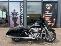 HARLEY-DAVIDSON STREET GLIDE FLHX