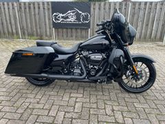 HARLEY-DAVIDSON STREET GLIDE SPECIAL FLHXS