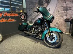 HARLEY-DAVIDSON STREET GLIDE SPECIAL FLHXS