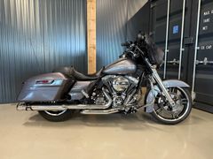 HARLEY-DAVIDSON STREET GLIDE SPECIAL FLHXS