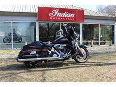 HARLEY-DAVIDSON STREET GLIDE SPECIAL FLHXS
