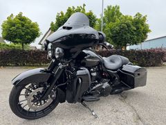 HARLEY-DAVIDSON STREET GLIDE SPECIAL FLHXS