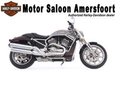 HARLEY-DAVIDSON STREET ROD