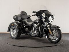 HARLEY-DAVIDSON TRI GLIDE ULTRA CLASSIC FLHTCUTG