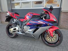 HONDA CBR 1000 RR FIREBLADE