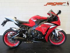 HONDA CBR 1000 RR FIREBLADE