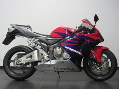 HONDA CBR 600 RR