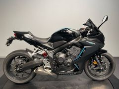 HONDA CBR 650 R