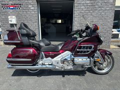HONDA GL 1800 GOLDWING