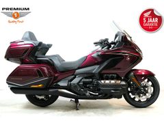 HONDA GL 1800 GOLDWING TOURING DELUXE