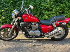HONDA VF 700 C MAGNA