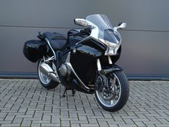 HONDA VFR 1200 F