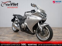 HONDA VFR 1200 F