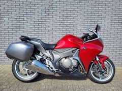 HONDA VFR 1200 F