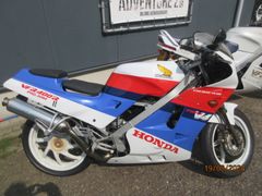 HONDA VFR 400 R