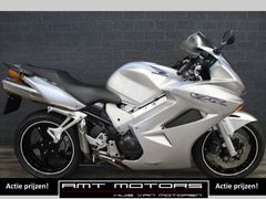 HONDA VFR 800 FI VTEC