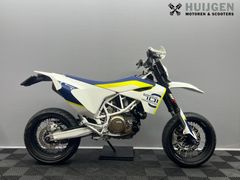 HUSQVARNA 701 SUPERMOTO